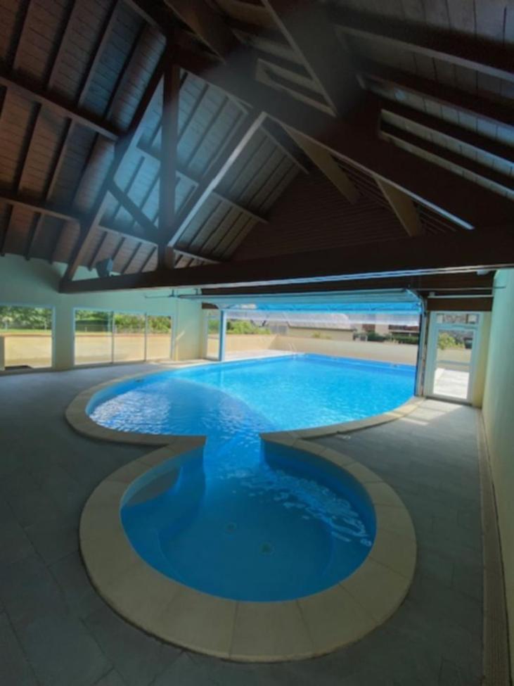 Appartement Tres Agreable Dans Belle Residence, Classe 3 Etoiles Par Le Comite Departementale Du Tourisme En Haute Garonne Bagneres-de-Luchon Luaran gambar